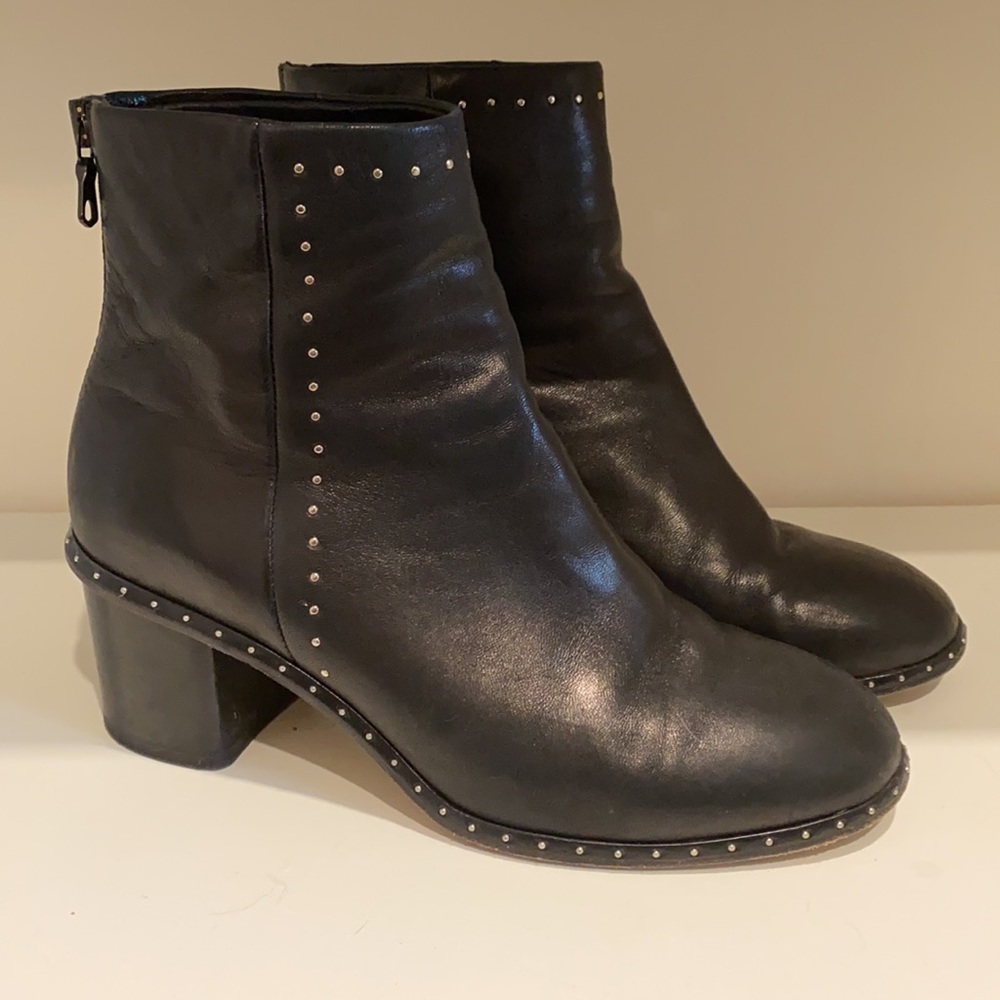 Gorgeous🤍Rag&bone willow studded leather bootie